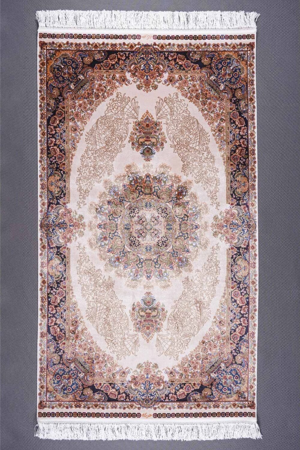 Luxury Bedroom Carpet Silk Medallion Design 5x3 ft Floral Pattern - Rugs Turkey