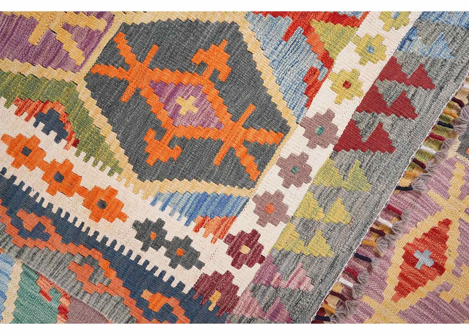 Unique Colorful Wool Rugs Handwoven Kilim 6x5 ft Area Type - Rugs Turkey
