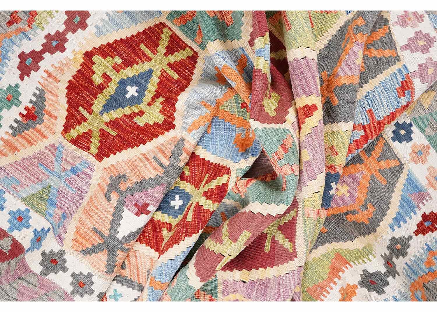 Unique Colorful Wool Rugs Handwoven Kilim 6x5 ft Area Type - Rugs Turkey