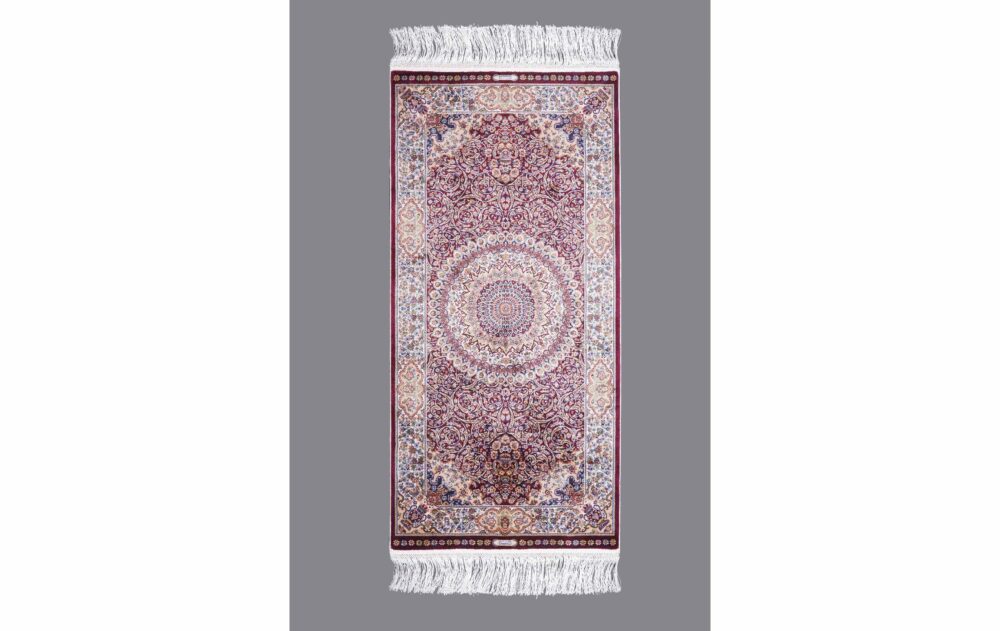 Silk Red Table Runner Oriental Pattern 4x2 ft Machine-made Medallion - Rugs Turkey